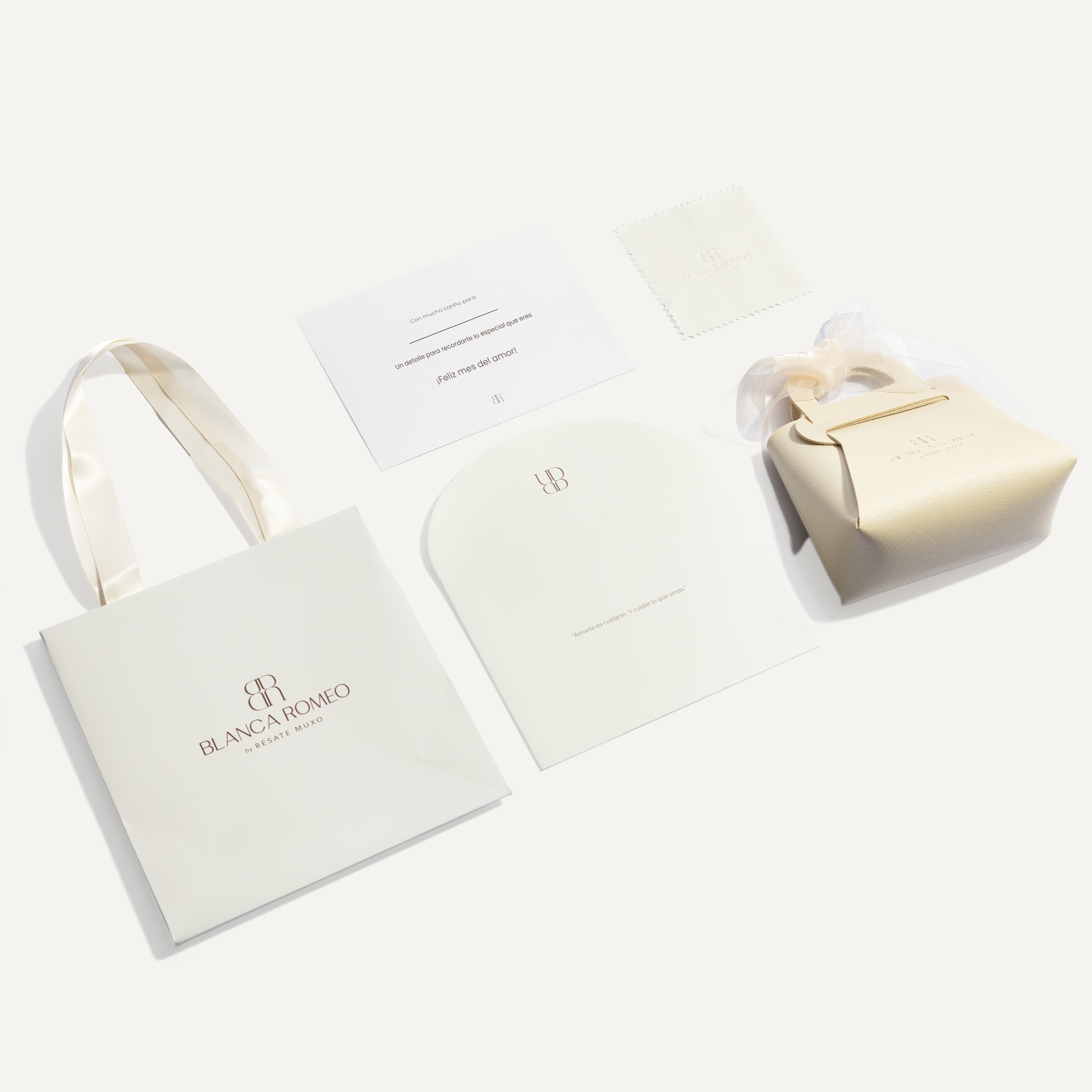 BOLSITO BEIGE + TARJETA SAN VALENTÍN + SOBRE