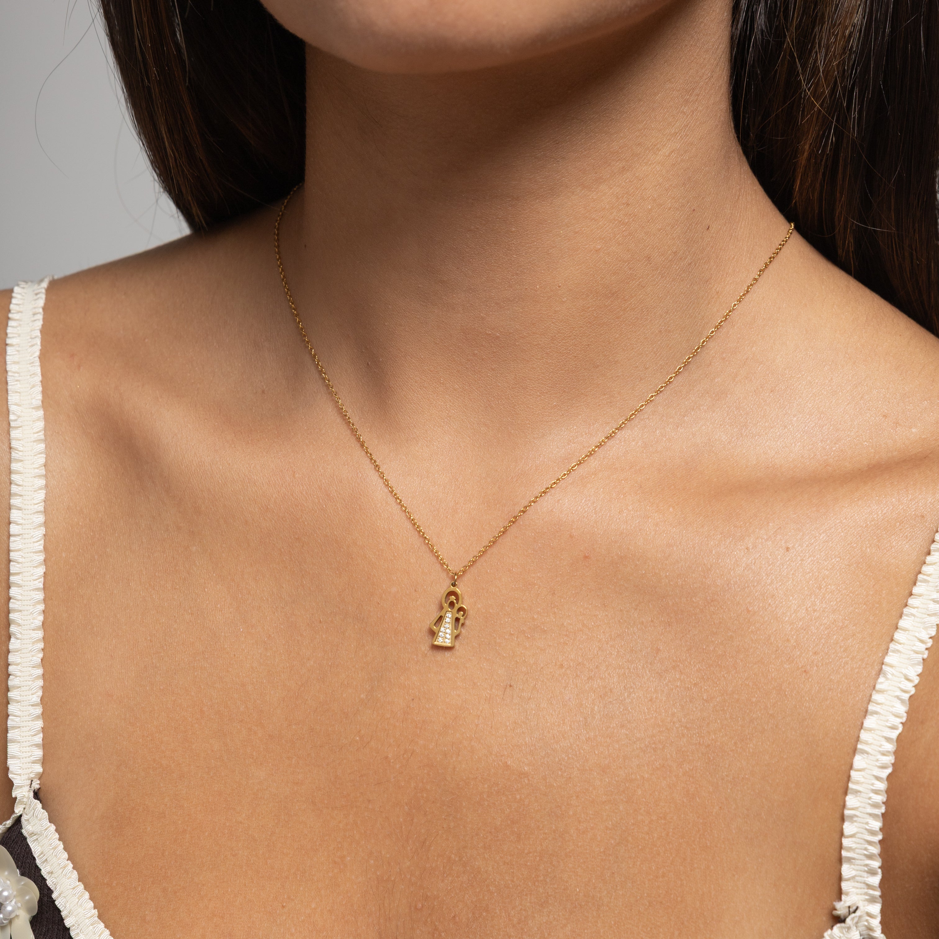 COLLAR VIRGEN DEL CARMEN BODA